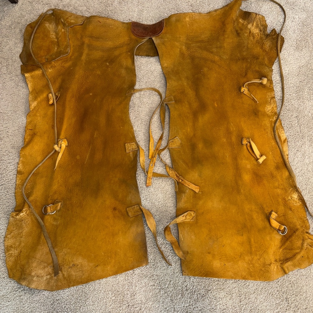 Vintage Leather Chaps - Picture 2 of 7